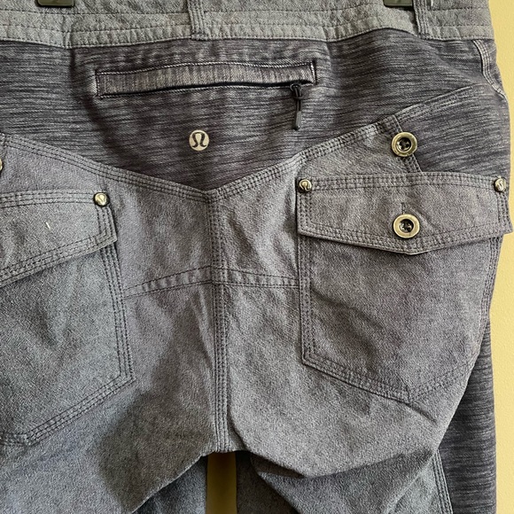 Lululemon sz 10 casual pants. Like new - Picture 6 of 9